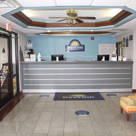 Days Inn By Wyndham Franklin Exterior photo